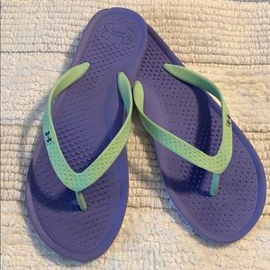 Women’s Under Armour Flip flops, Size 8/9